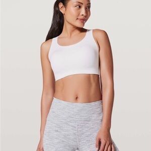 Lululemon Enlite Bra in Cream
